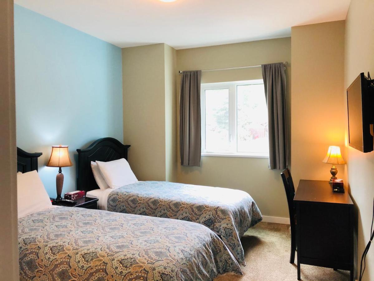 Downtown Whitehorse Deluxe 2 Bedroom Condo Exterior foto